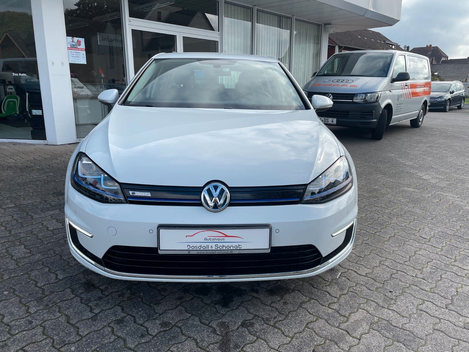 Fahrzeugabbildung Volkswagen Golf e-Golf +LED/Navi/MAL/PDC/Climatronic+