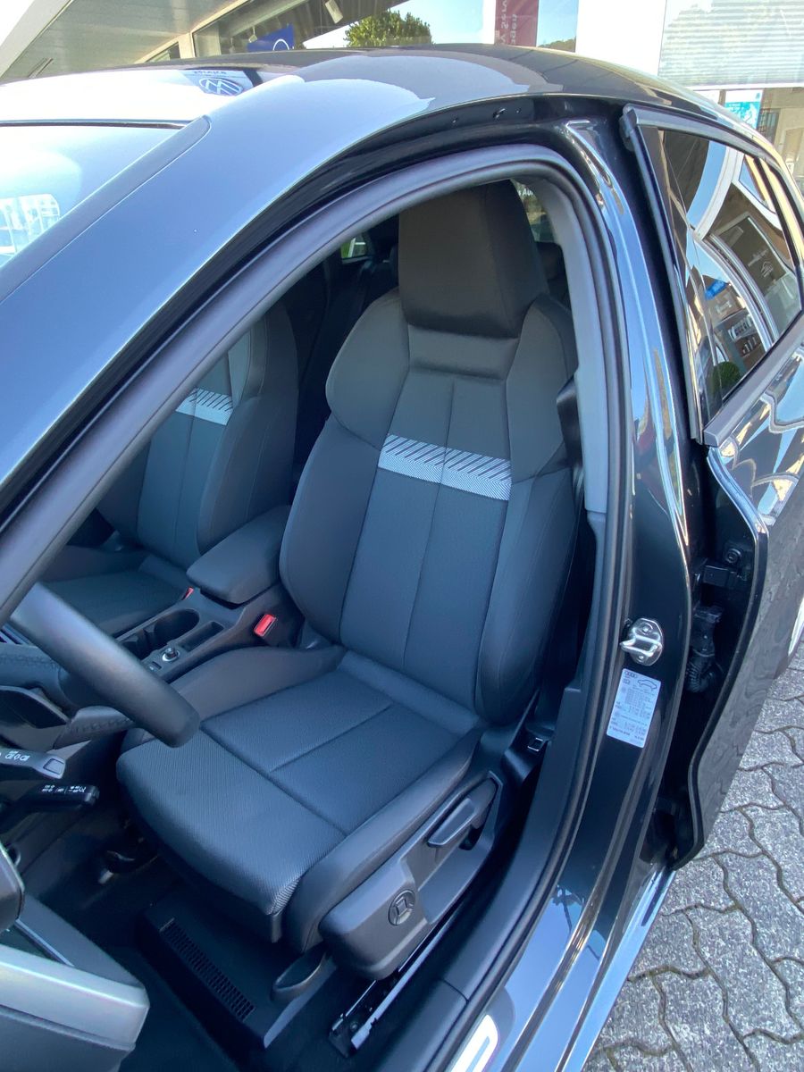 Fahrzeugabbildung Audi A3 Sportback 35 TFSI advanced Klima,Navi,Sitzh,
