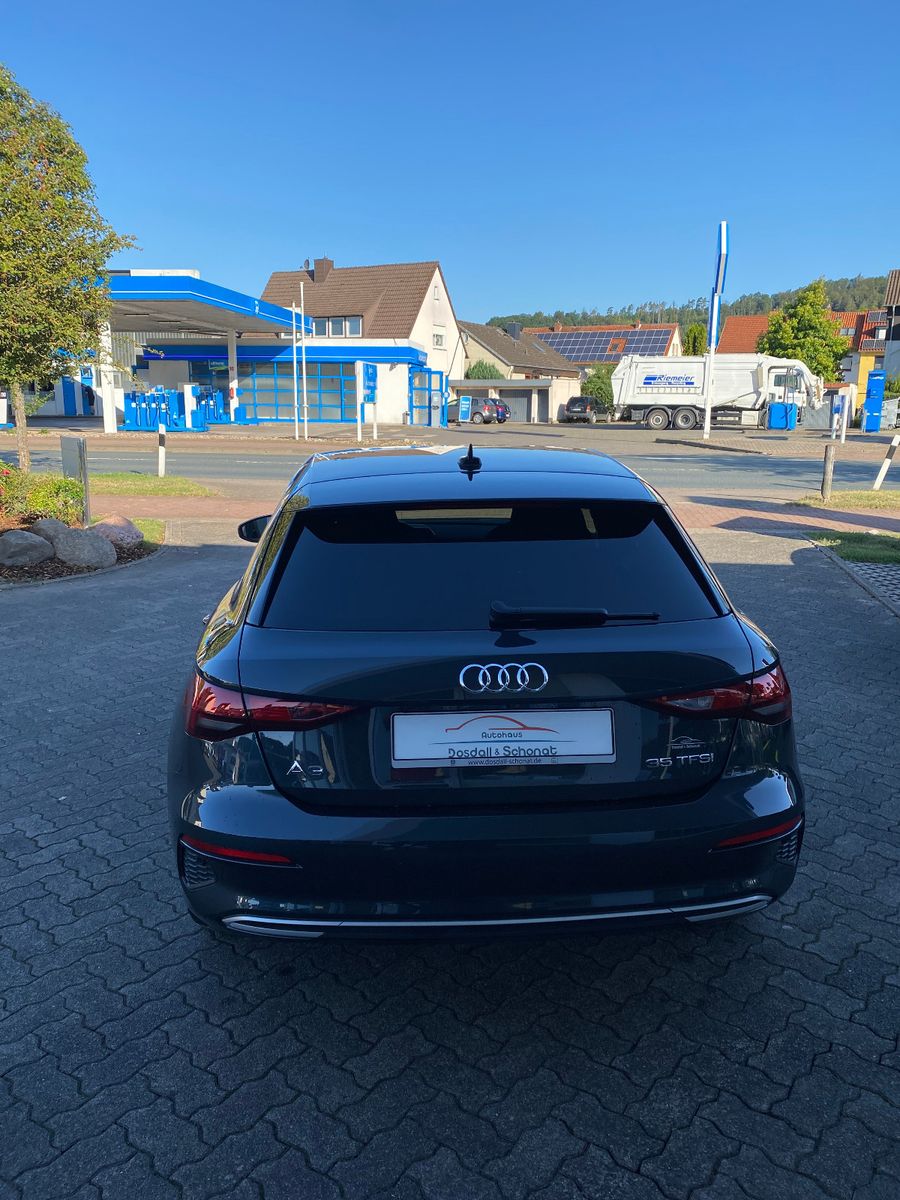 Fahrzeugabbildung Audi A3 Sportback 35 TFSI advanced Klima,Navi,Sitzh,