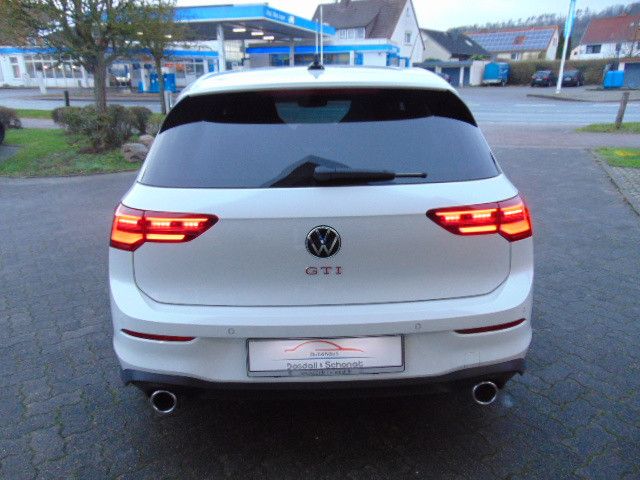 Fahrzeugabbildung Volkswagen Golf VIII Lim.GTI 2,0 TSI  DSG -Navi,Klima,Sitzh