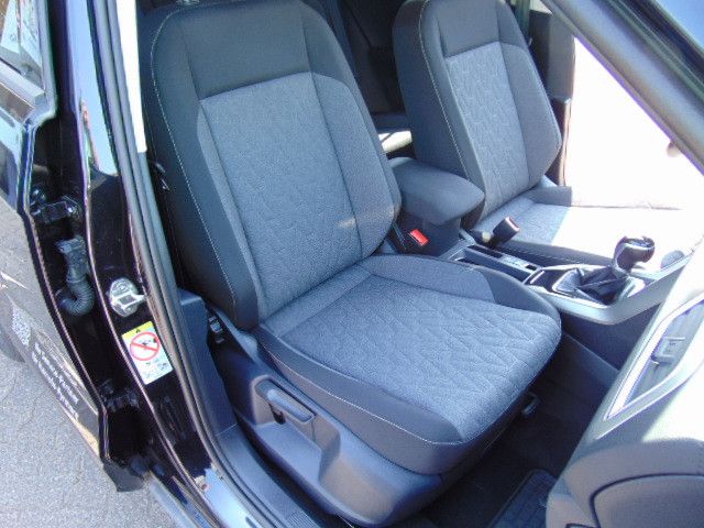 Fahrzeugabbildung Volkswagen T-Roc Move 1,5 TSI Navi,Sitzh,Klimaautomatik