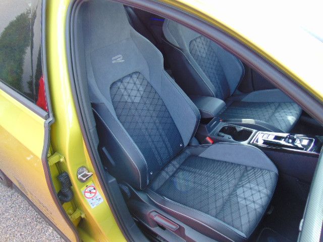 Fahrzeugabbildung Volkswagen Golf VIII Variant R-Line Navi,Klima,sitzh.