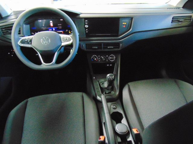 Fahrzeugabbildung Volkswagen Polo VI Basis 1,0 Klim.PDC,Sitzh.