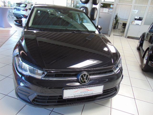 Fahrzeugabbildung Volkswagen Polo VI Basis 1,0 Klim.PDC,Sitzh.