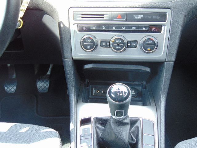 Fahrzeugabbildung Volkswagen Golf Sportsvan VII Comfortline Klima,Sizth.