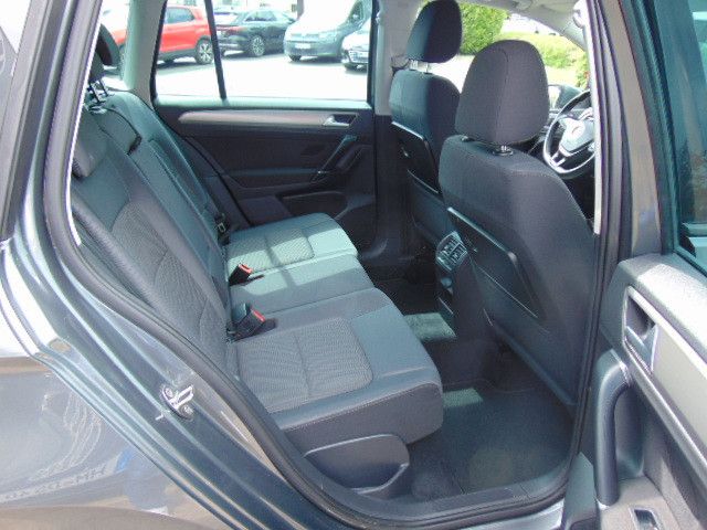 Fahrzeugabbildung Volkswagen Golf Sportsvan VII Comfortline Klima,Sizth.