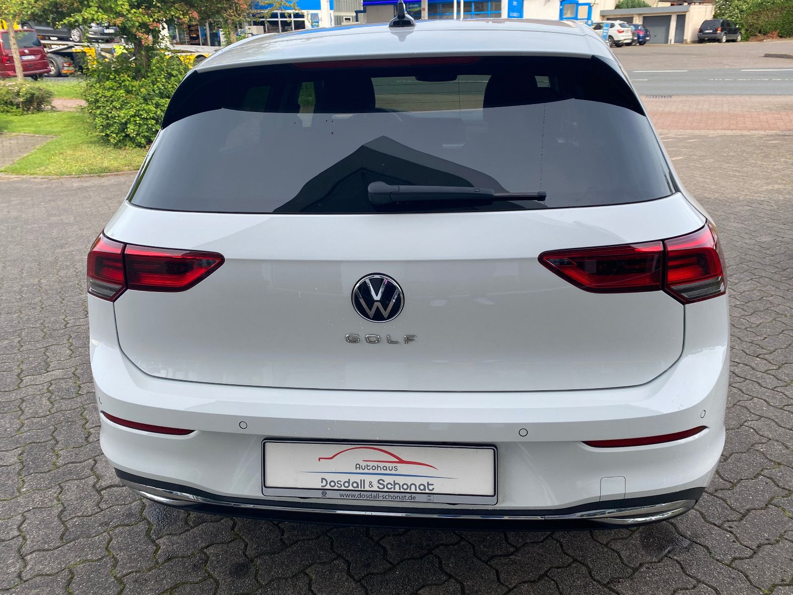 Fahrzeugabbildung Volkswagen Golf VIII Move Lim. Navi,Klima,Sitzh.