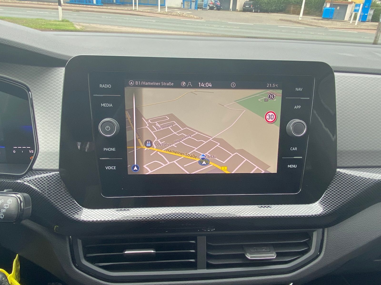 Fahrzeugabbildung Volkswagen T-Cross 1.0 TSI Life Navi,Sitzh,Klima,Kamera