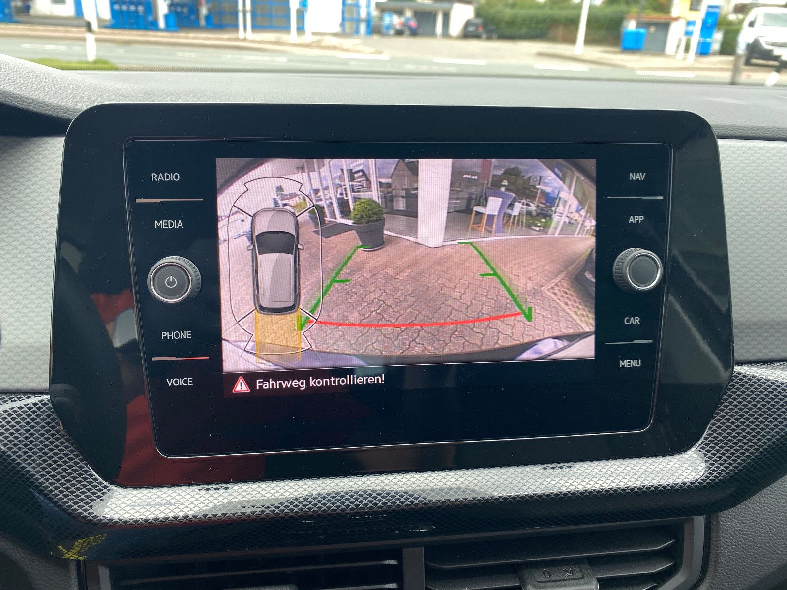 Fahrzeugabbildung Volkswagen T-Cross 1.0 TSI Life Navi,Sitzh,Klima,Kamera