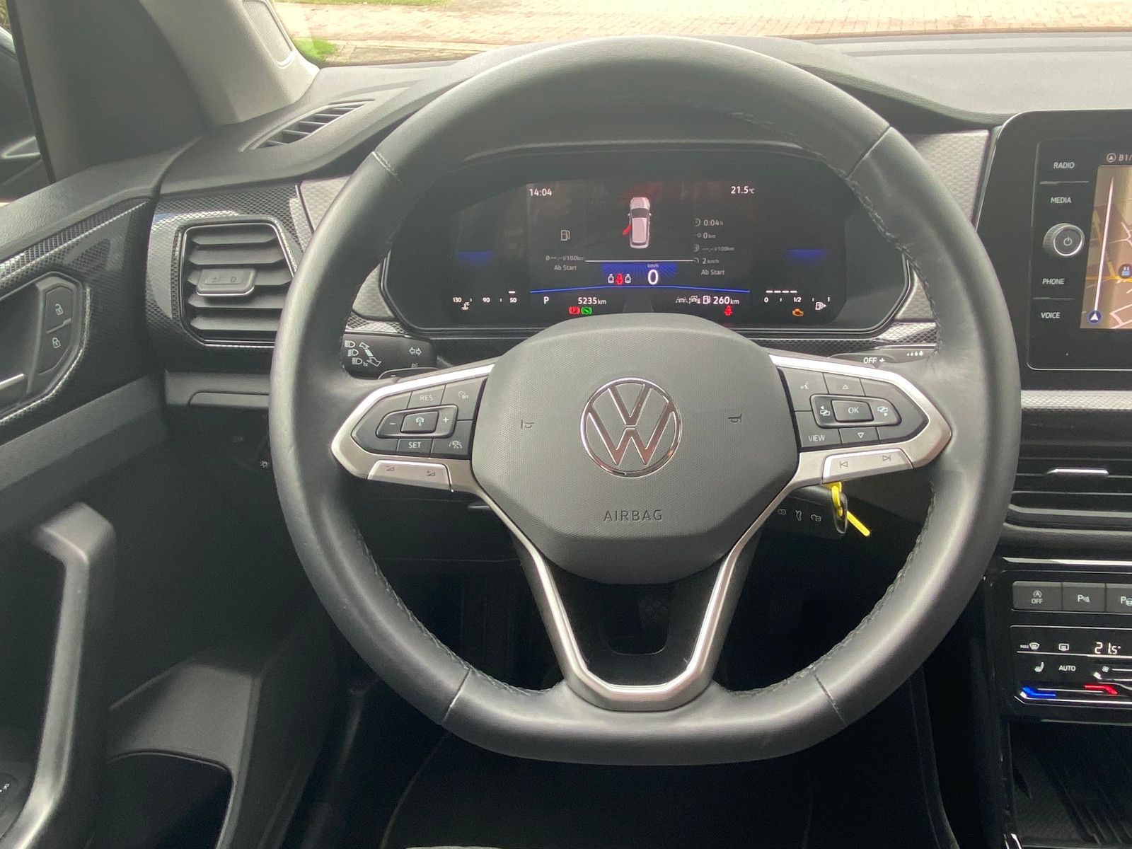 Fahrzeugabbildung Volkswagen T-Cross 1.0 TSI Life Navi,Sitzh,Klima,Kamera