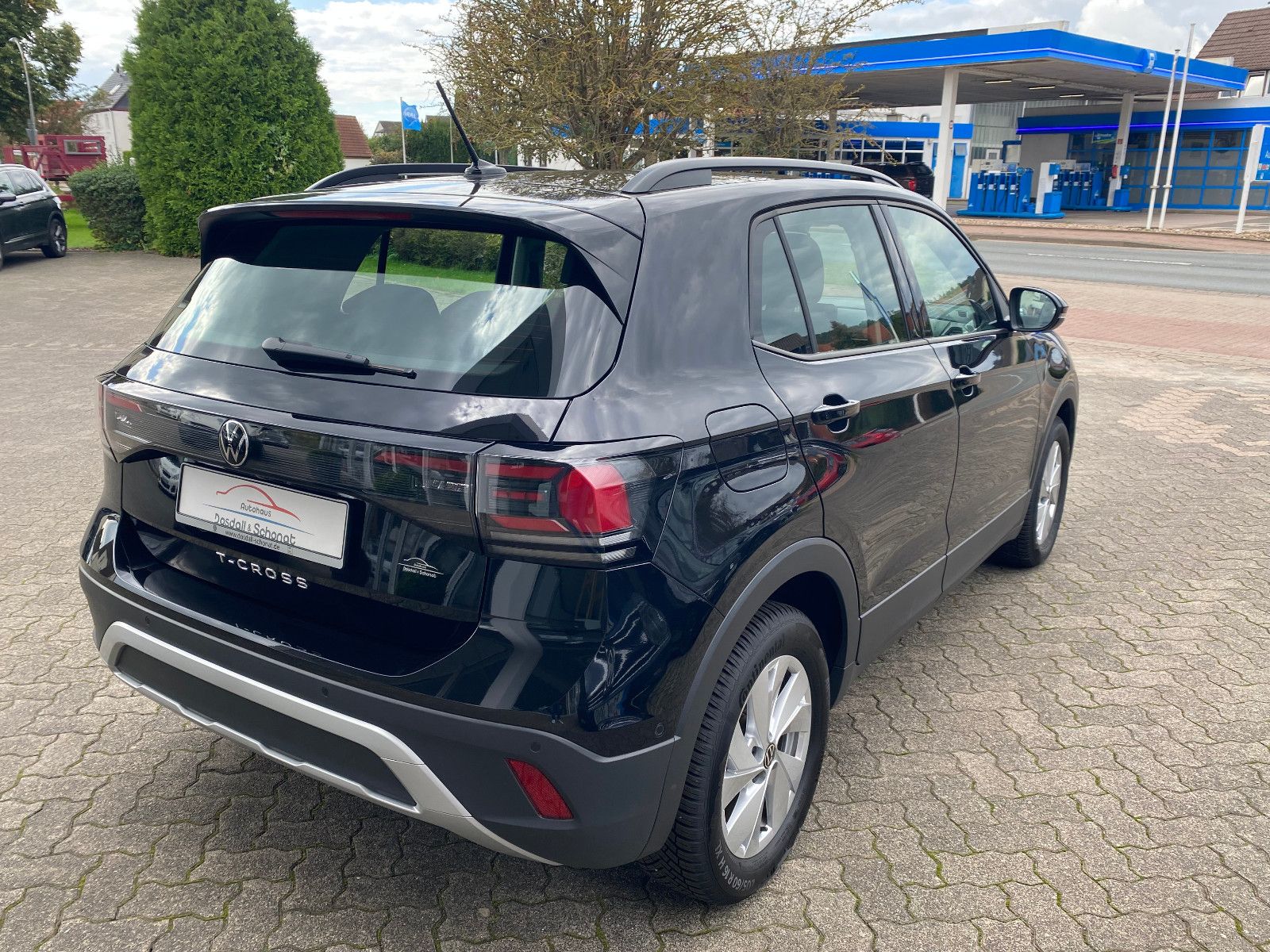 Fahrzeugabbildung Volkswagen T-Cross 1.0 TSI Life Navi,Sitzh,Klima,Kamera