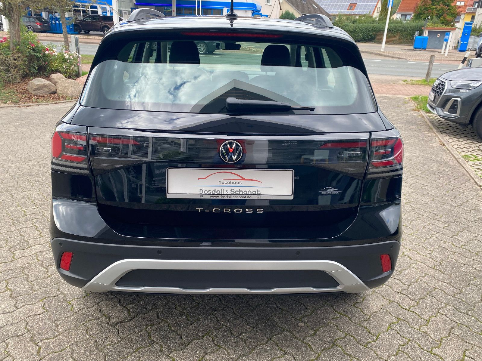 Fahrzeugabbildung Volkswagen T-Cross 1.0 TSI Life Navi,Sitzh,Klima,Kamera