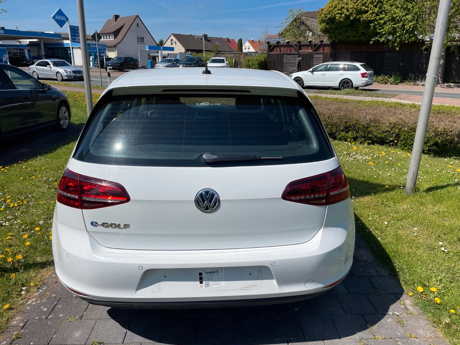 Fahrzeugabbildung Volkswagen Golf e-Golf +LED/Navi/MAL/PDC/Climatronic+