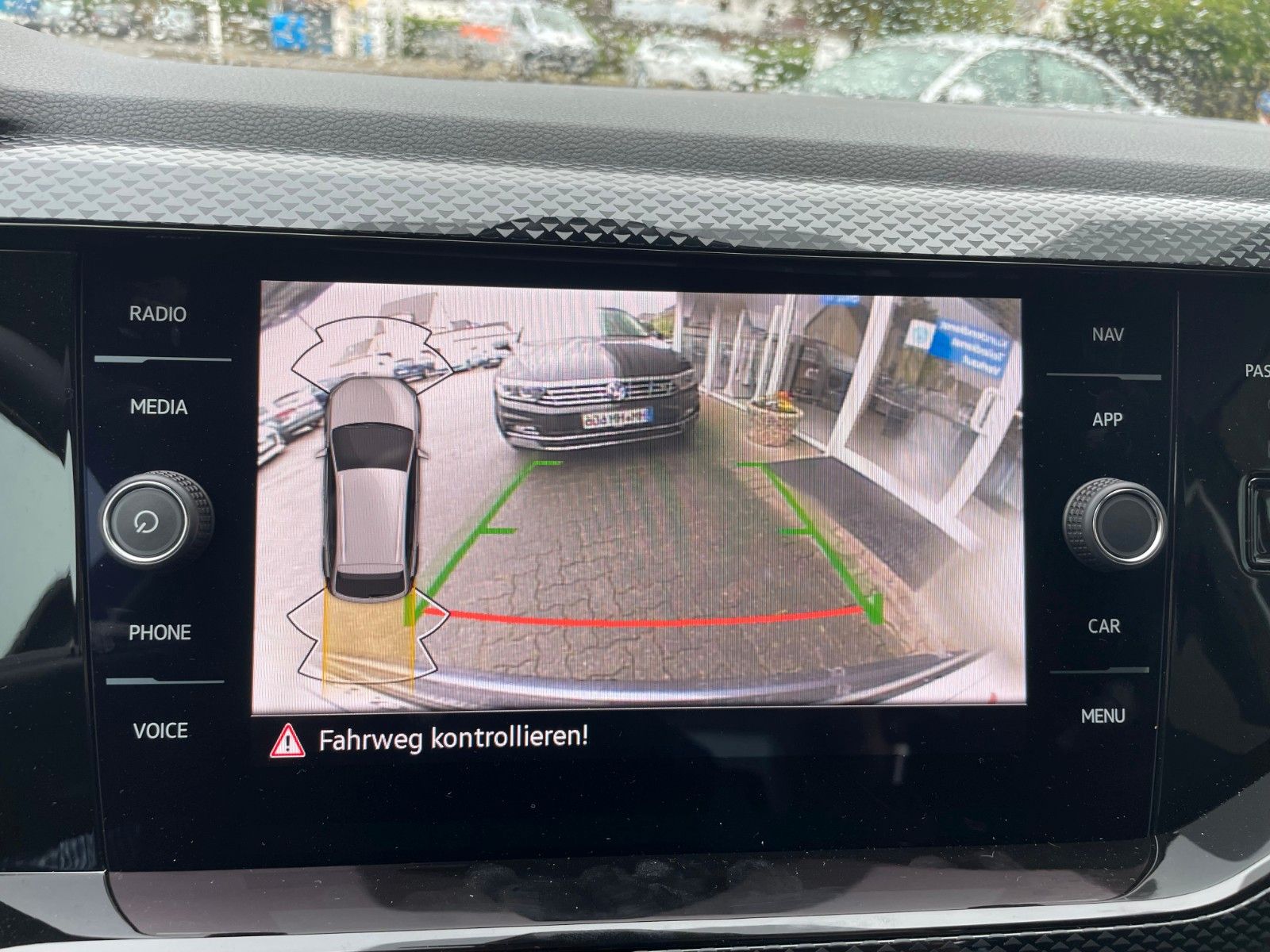 Fahrzeugabbildung Volkswagen Taigo 1.0 TSI OPF DSG Life +RFK/DAB/LED/SHZ/APP+